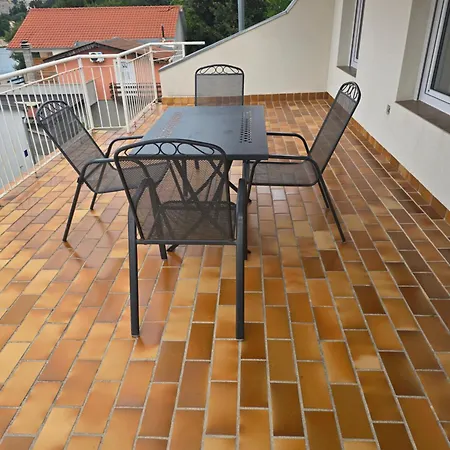 Victory 1 Apartment Maslenica